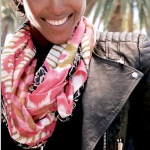 Stella and dot scarf
